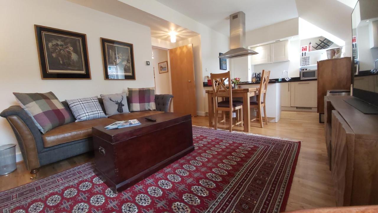 Loch Ness Moat House Apartments Fort Augustus Εξωτερικό φωτογραφία